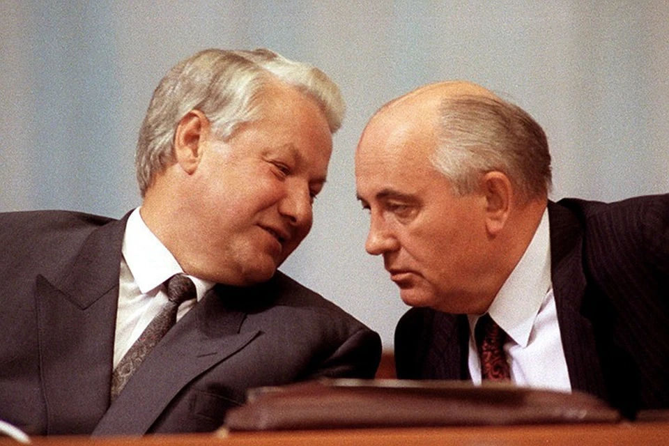 Михаил Сергеевич Горбачев и Борис Николаевич Ельцин не были никакими диссидентами, но они и уничтожили государство