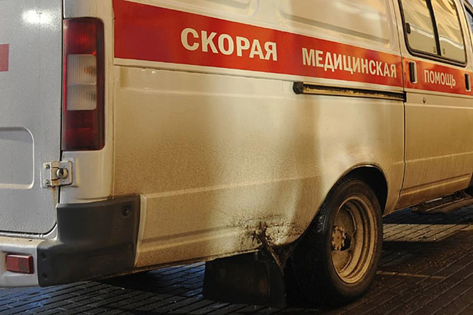 18-летнюю девушку отвезли в больницу,