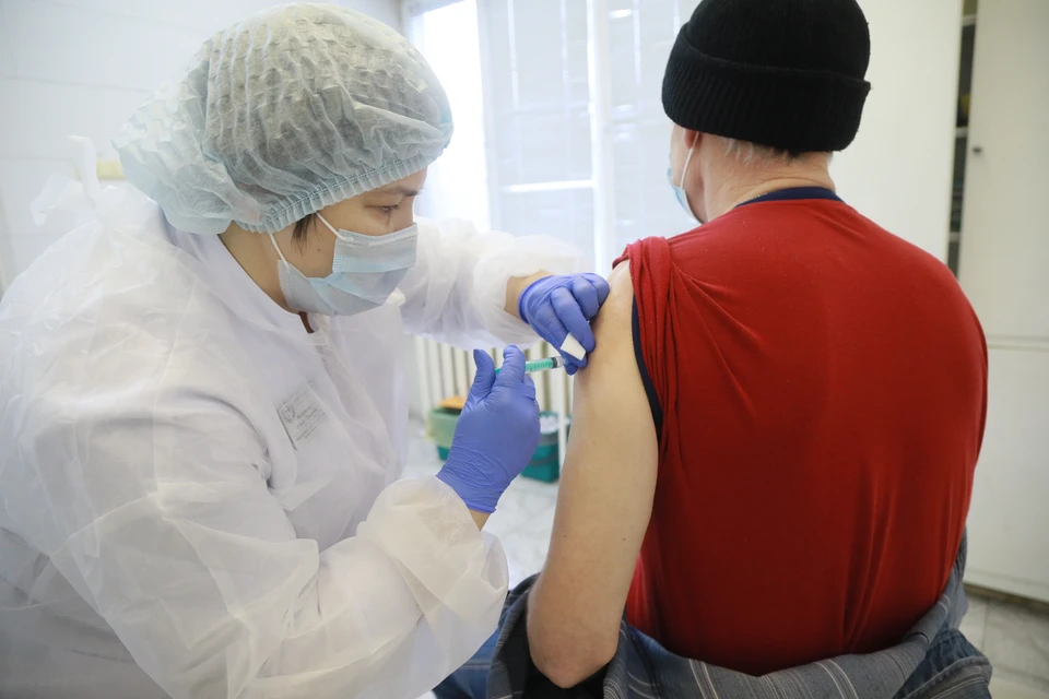 Действительный сертификат прививки от COVID-19 томичи могут посмотреть на сайте госуслуг.
