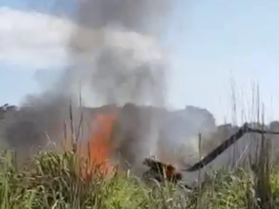 В Бразилии после крушения самолета погибли шесть человек. Фото: Скриншот видео.