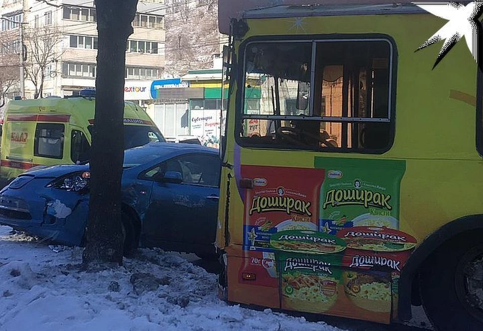 Серьезное ДТП с троллейбусом во Владивостоке