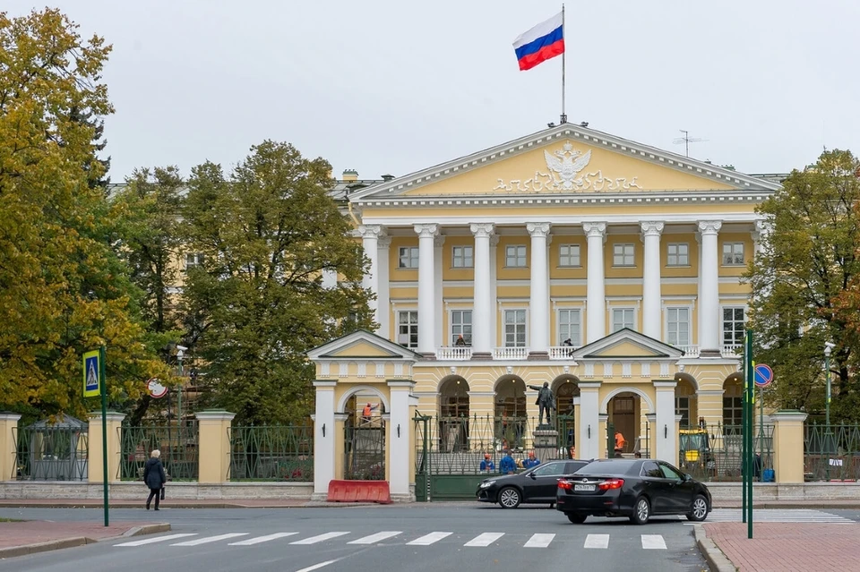 Исполнение расходной части бюджета составило 98,5% в 2020 году в Санкт-Петербурге.