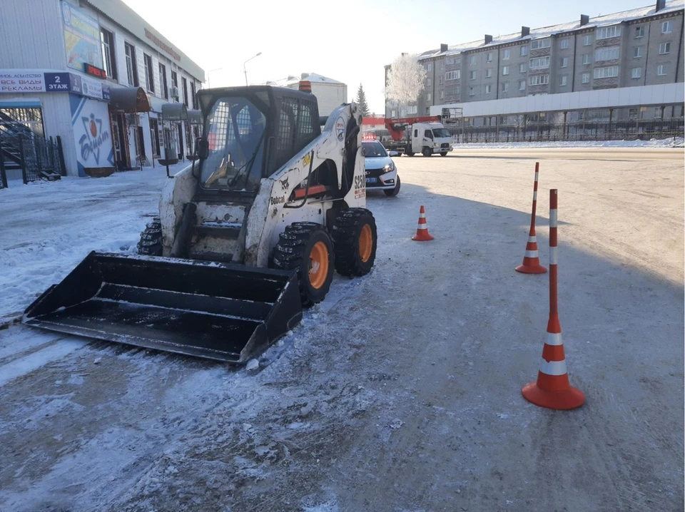 Погрузчик не едет вперед