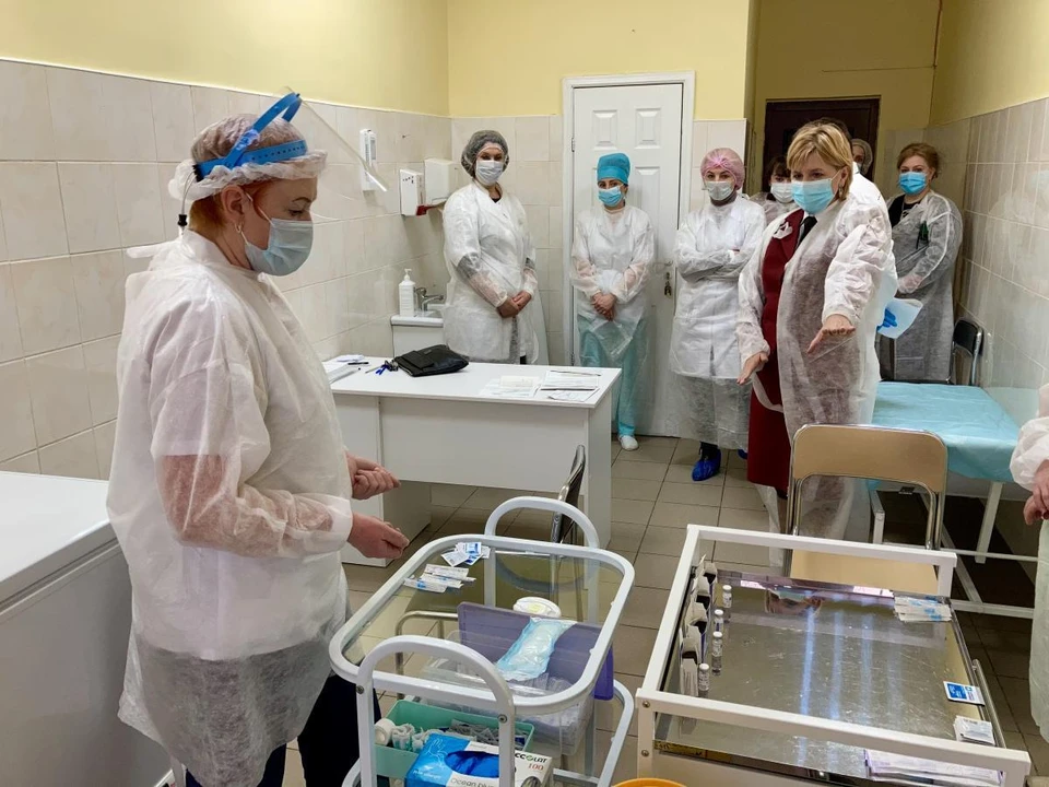 Елена Бабура во время одной из проверок