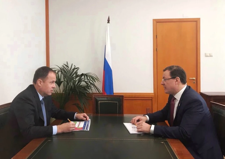 Дмитрий Азаров провел рабочую встречу с полпредом президента в ПФО Игорем Комаровым