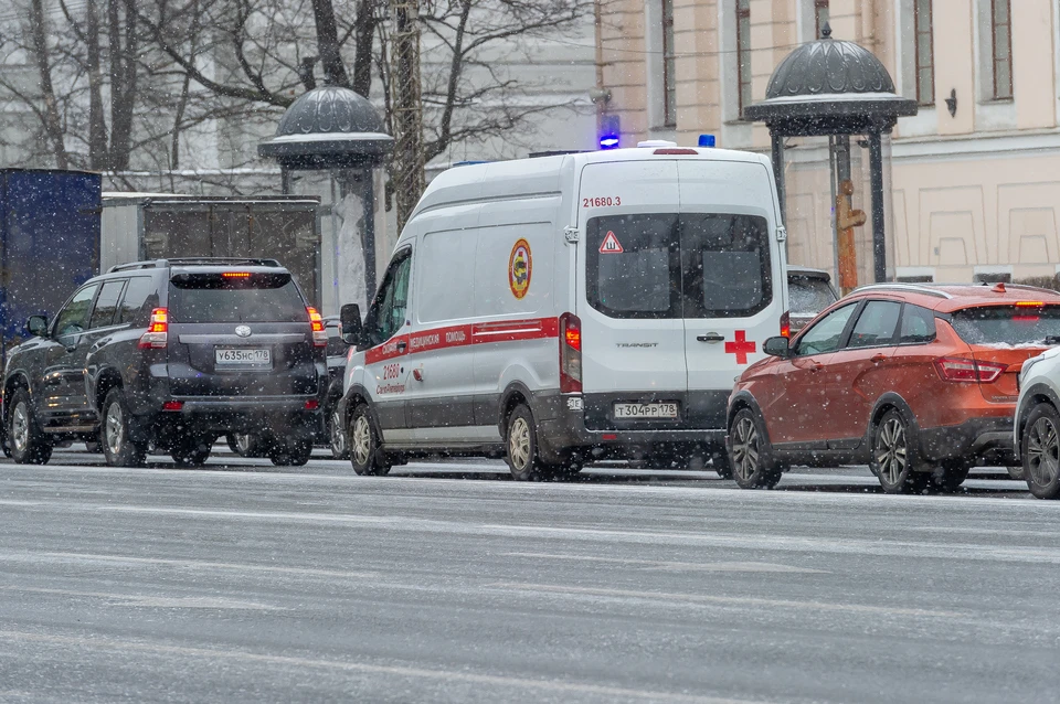 Двухлетний мальчик отравился таблетками в Петербурге