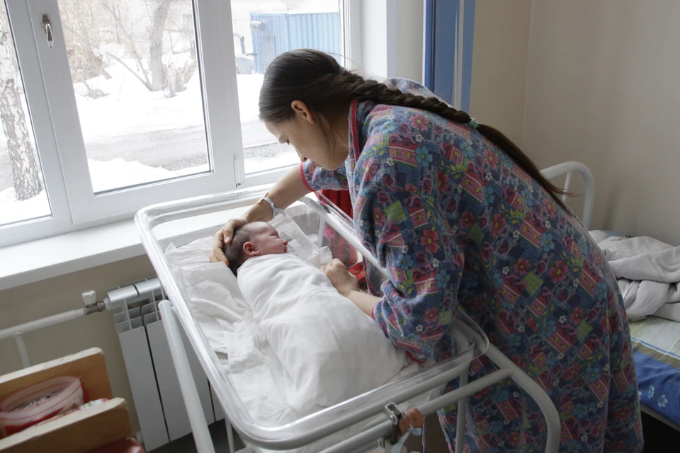 Льготную ипотеку могут оформить те, у кого с 2018 по 2022 год появился или только родится второй или третий ребенок.