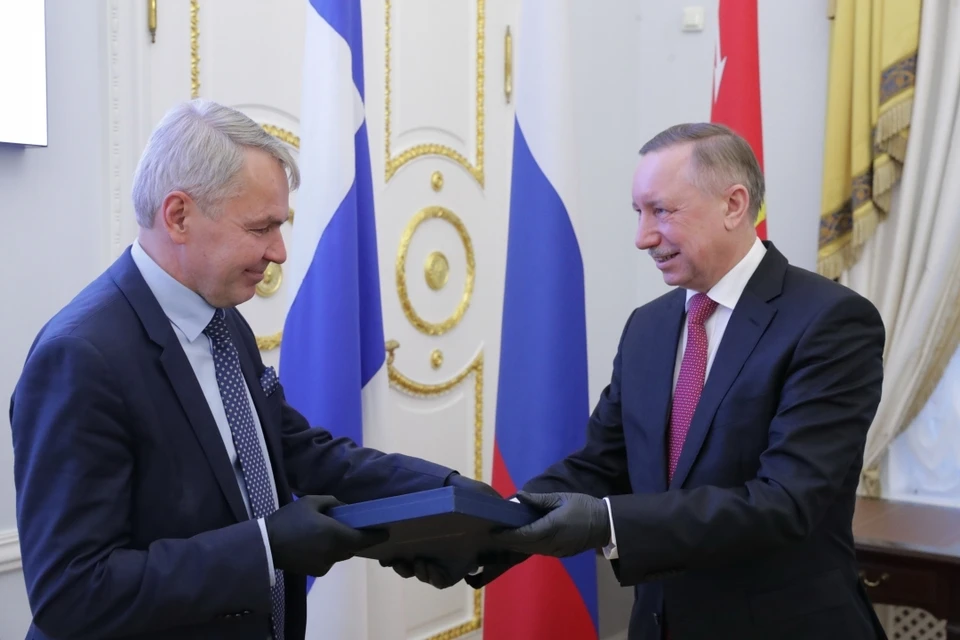 Глава МИД Финляндии встретился с губернатором Петербурга. Фото: Смольный