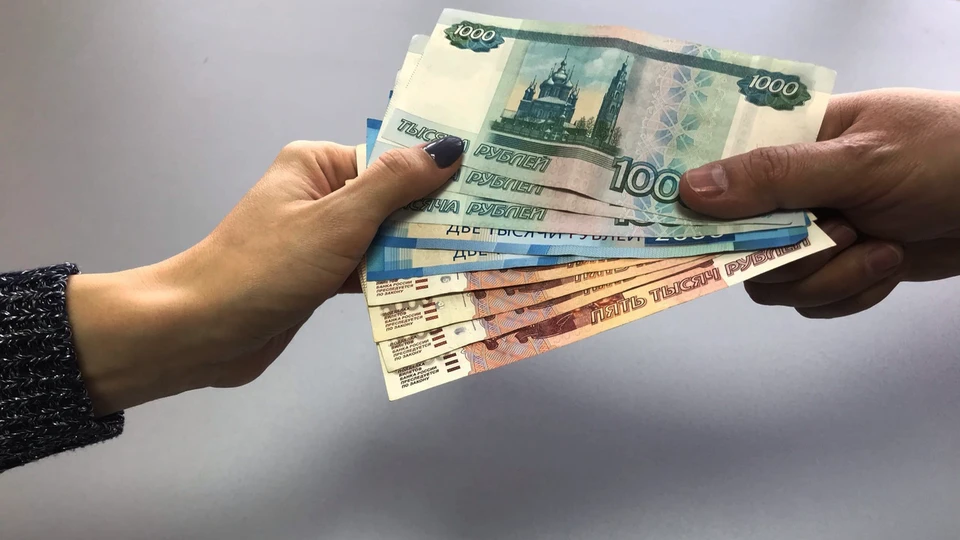 Бывший замглавы администрации Советского района Астрахани пойдёт под суд за взятки
