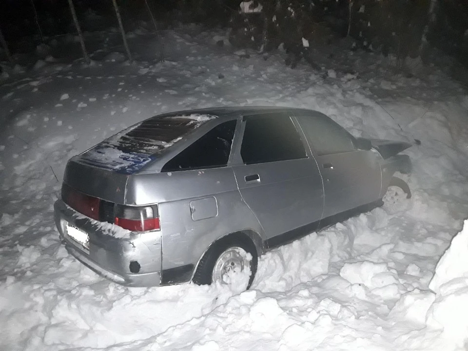 В Октябрьском районе пьяный водитель улетел в кювет Фото: ГИБДД России
