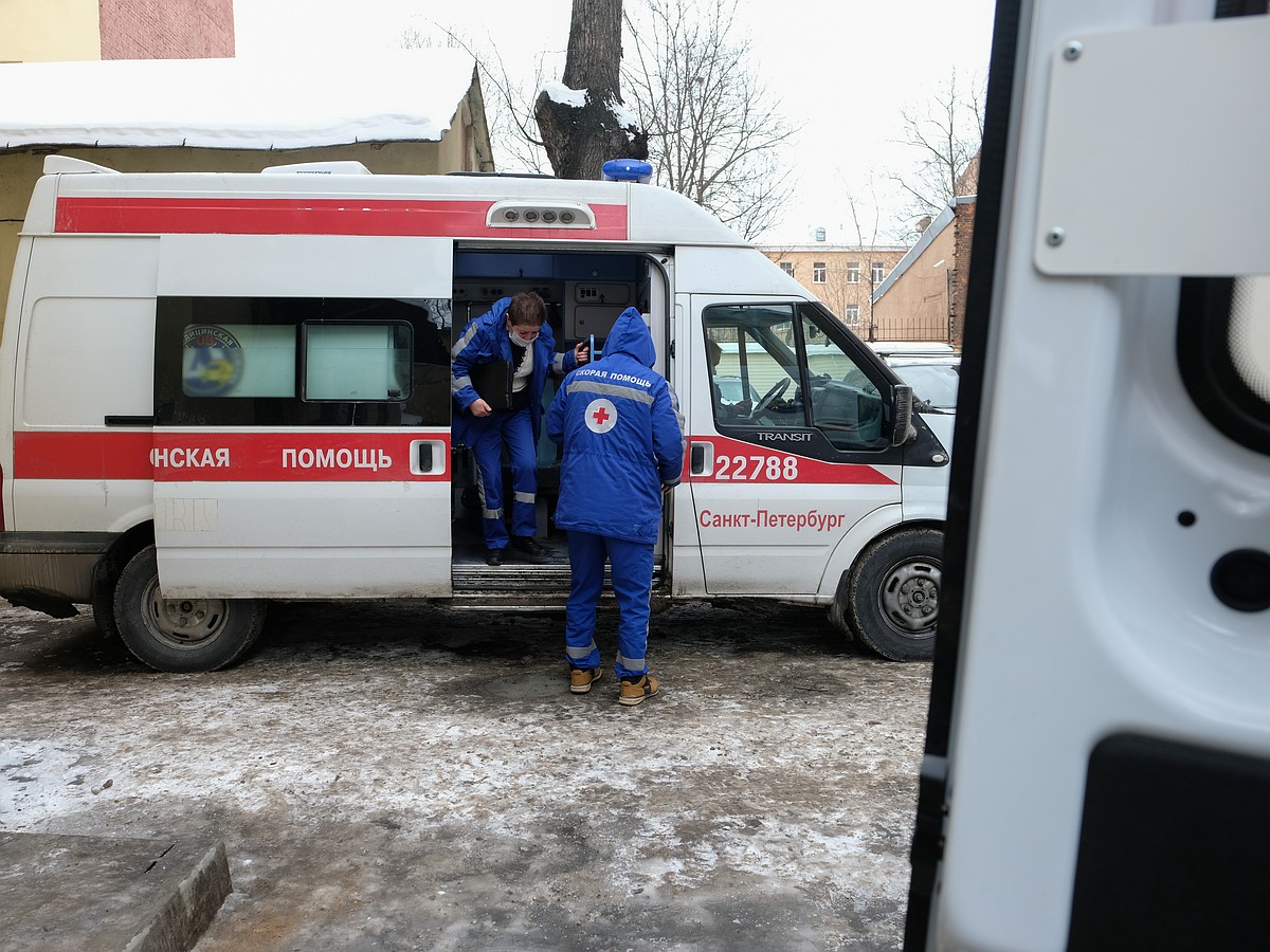 Трагическая случайность»: стало известно, как восьмилетний мальчик сломал  обе ноги на скалодроме в Санкт-Петербурге - KP.RU