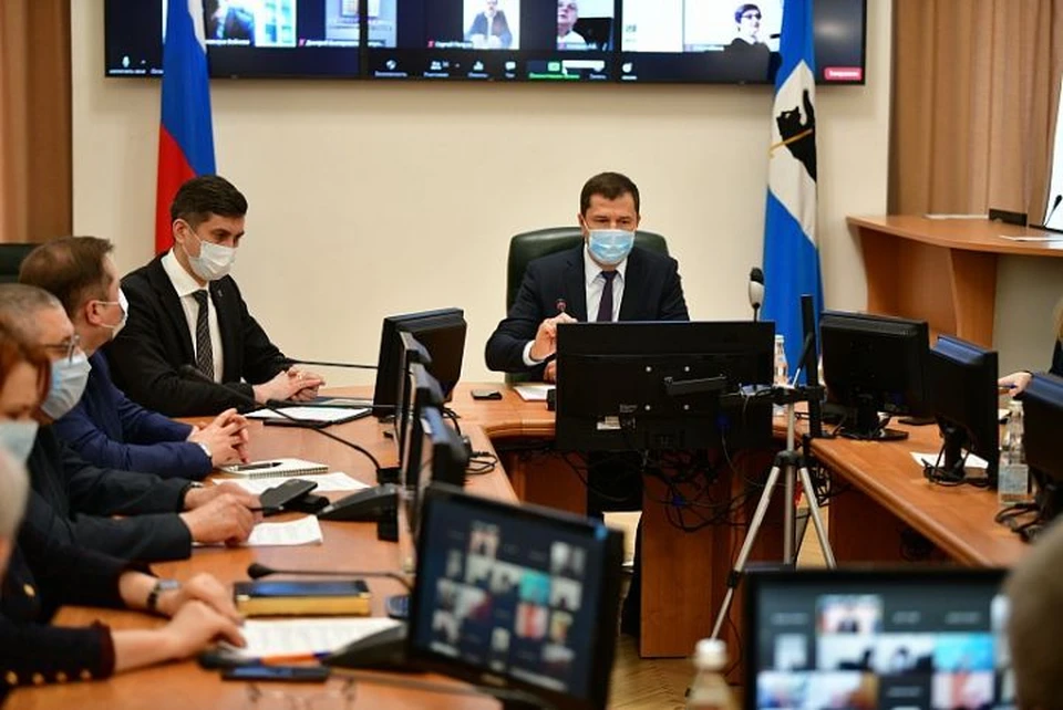 Ярославна призвала городские власти прекратить прятаться за стенами мэрии