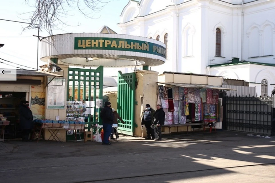 Центральный рынок ростов на дону. Центральный рынок Ростова-на-Дону. Ростов на Дону Центральный рынок 2000. Центральный рынок Ростов Соборный.