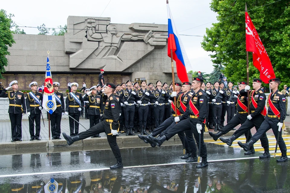 Парады пройдут в десяти городах России.