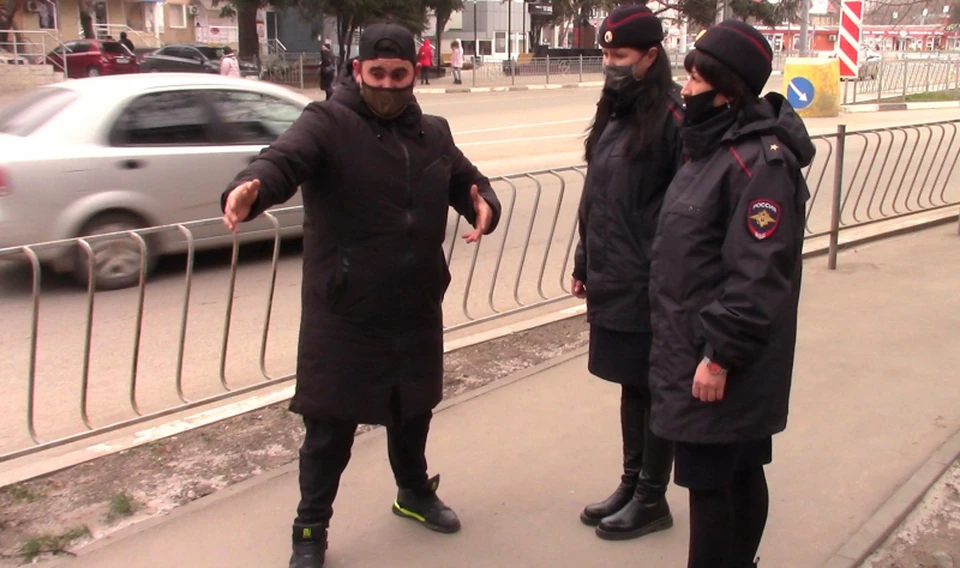 Полицейские приехали быстро и задержали грабителя. Фото: Пресс-служба МВД РК