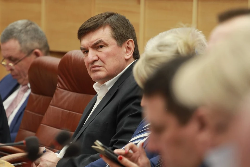 Александр Битаров сложил полномочия депутата Законодательного Собрания Иркутской области.