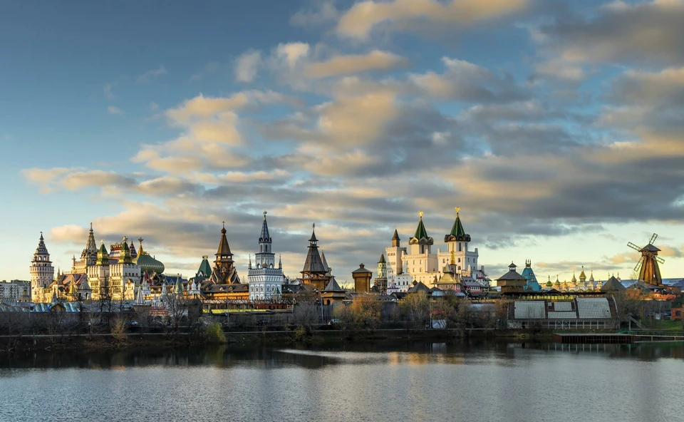 В Москве в Измайловском кремле произошло возгорание.