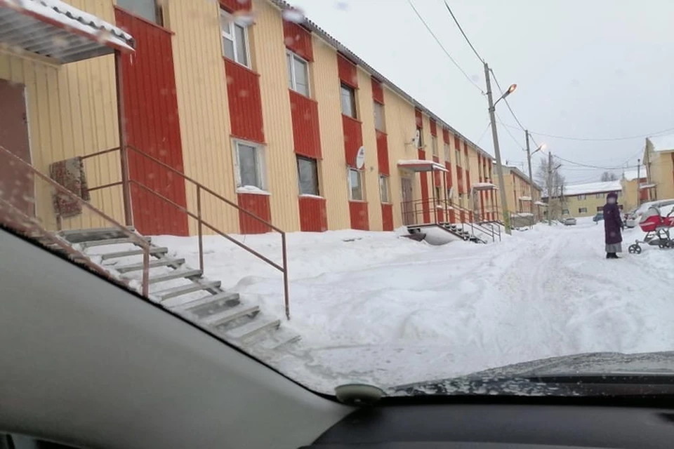Фото: паблик "Злой Ноябрянин". Дворы по ул. Энтузиастов.