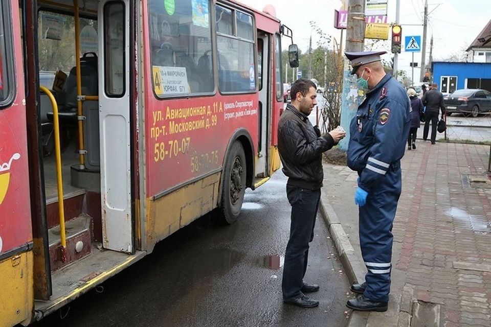 В Брянске строго контролировали соблюдение масочного режима.