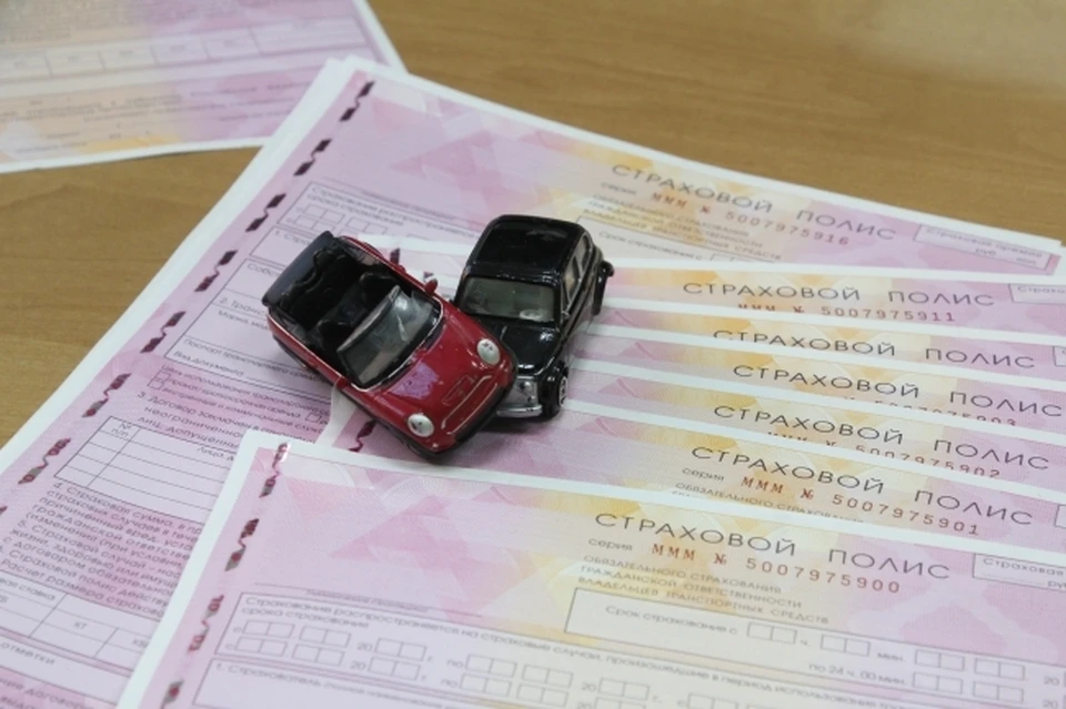 В Краснодарском крае мошенники инициировали за год 22 аварии с автомобилями представительского класса