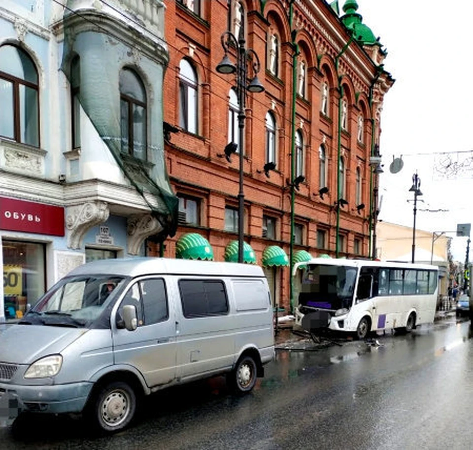 В аварии в центре Томска пострадали не люди, а ограждение. Фото: сайт УМВД России по Томской области