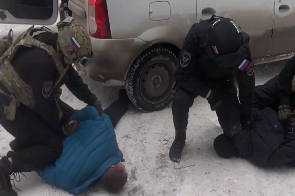 Полицейские задержали под Новосибирском наркокурьера. Фото: ГУ МВД по НСО.