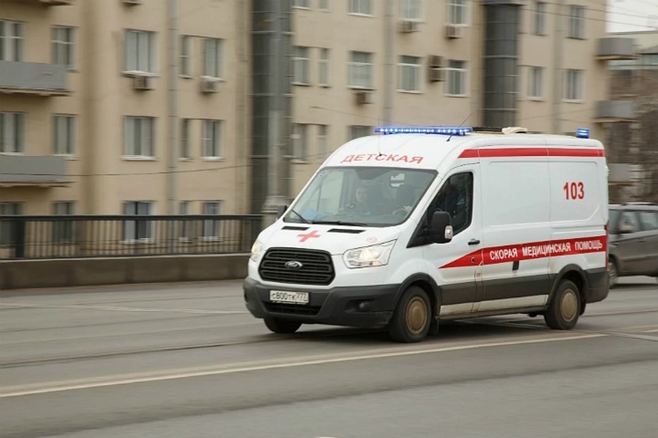 Пострадавший ребенок находится в больнице, за его состоянием наблюдают медики.