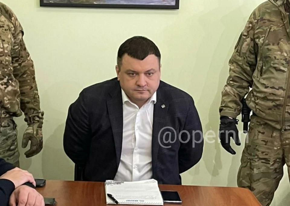 Видео задержания Алексея Ежкова появилось в сети. ФОТО: "Опер пишет"