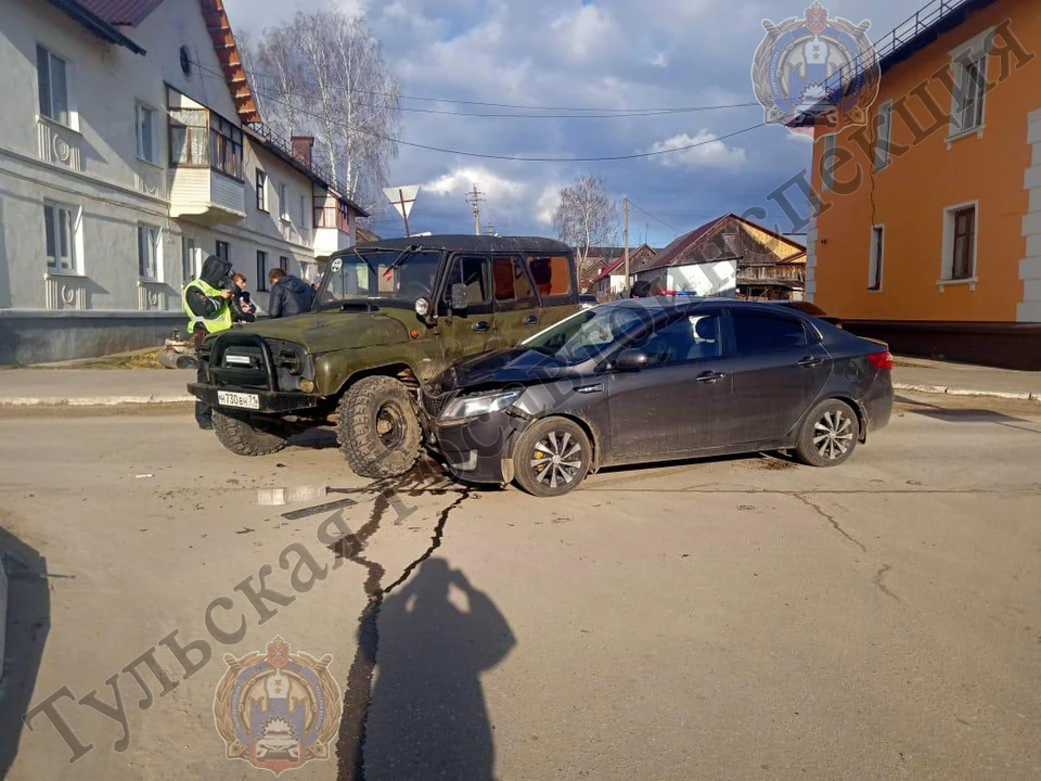 В Суворове Тульской области в результате аварии пострадал ребенок, непристегнутый ремнем безопасности