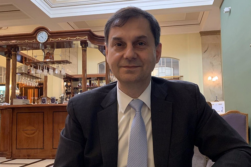 Греция открывается с 14 мая. Ждем вас! - первым делом подтвердил министр