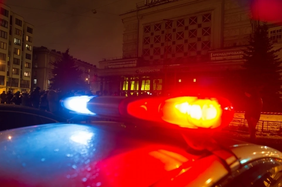 В обстоятельствах аварии разбирается полиция.