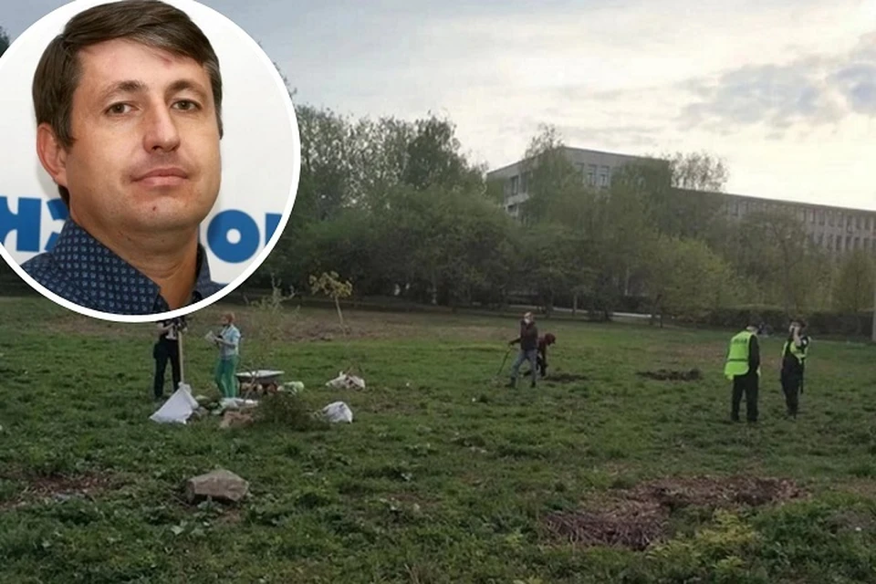 Алексея Беззуба опросили по поводу причастности к ведению группы о защите парка в ВК. Фото: Павел Кислицын, Константин Киселев