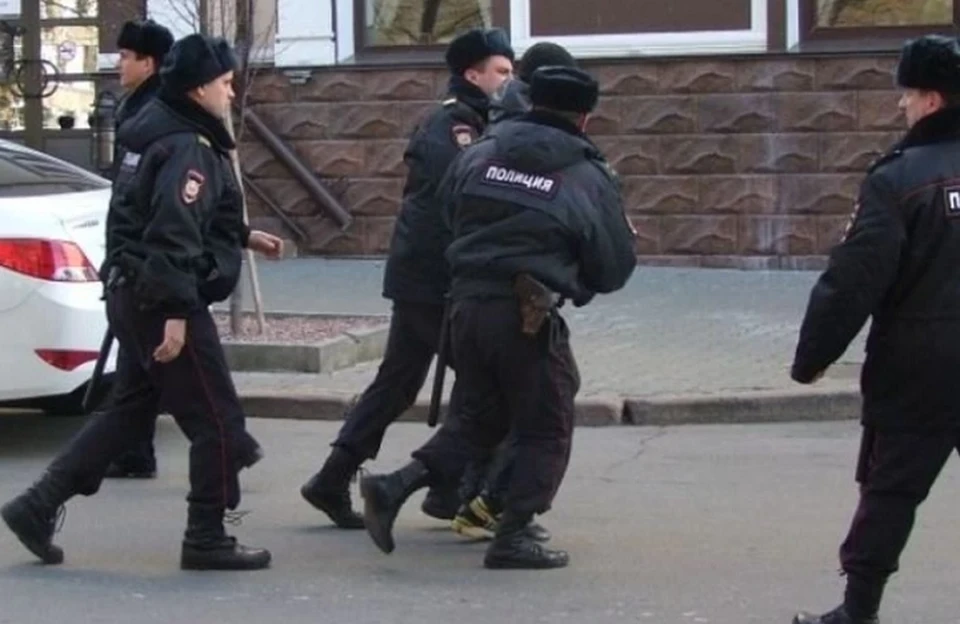 В Перми полицейские задержали 31-летнего мужчину и 39-летнюю женщину. Их обвиняют в серии краж и покушений на кражи с банковского счета.