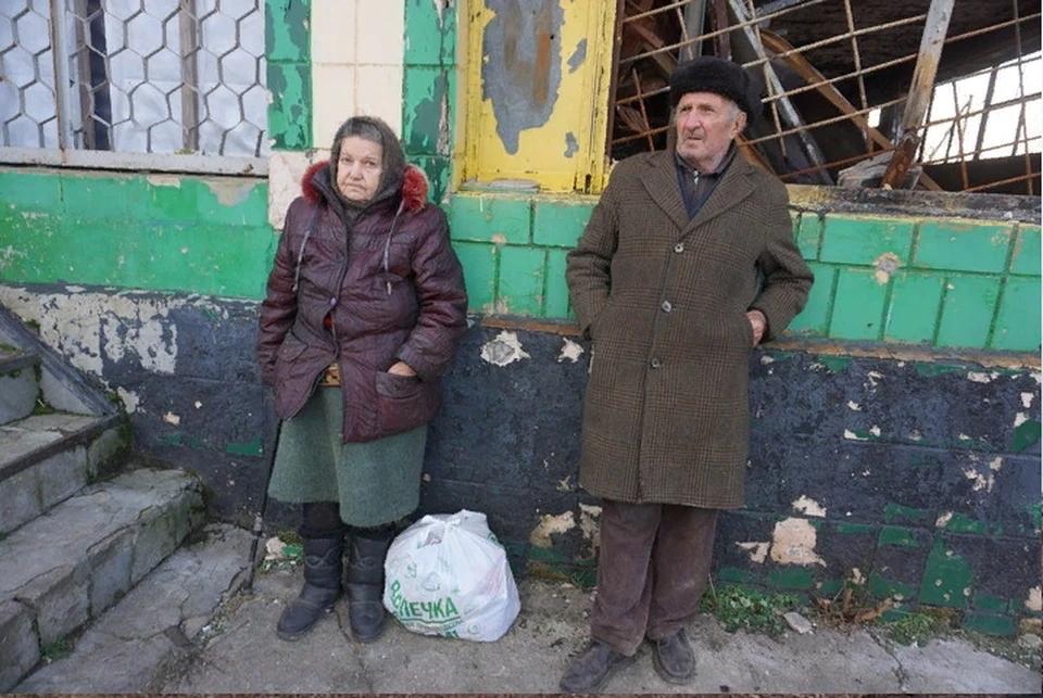 Как жители республик живут в условиях войны и жесткой блокады - вопрос, который мало интересует Украину. Она предпочла наказать «неугодных» путем военной расправы и лишением всех законных прав