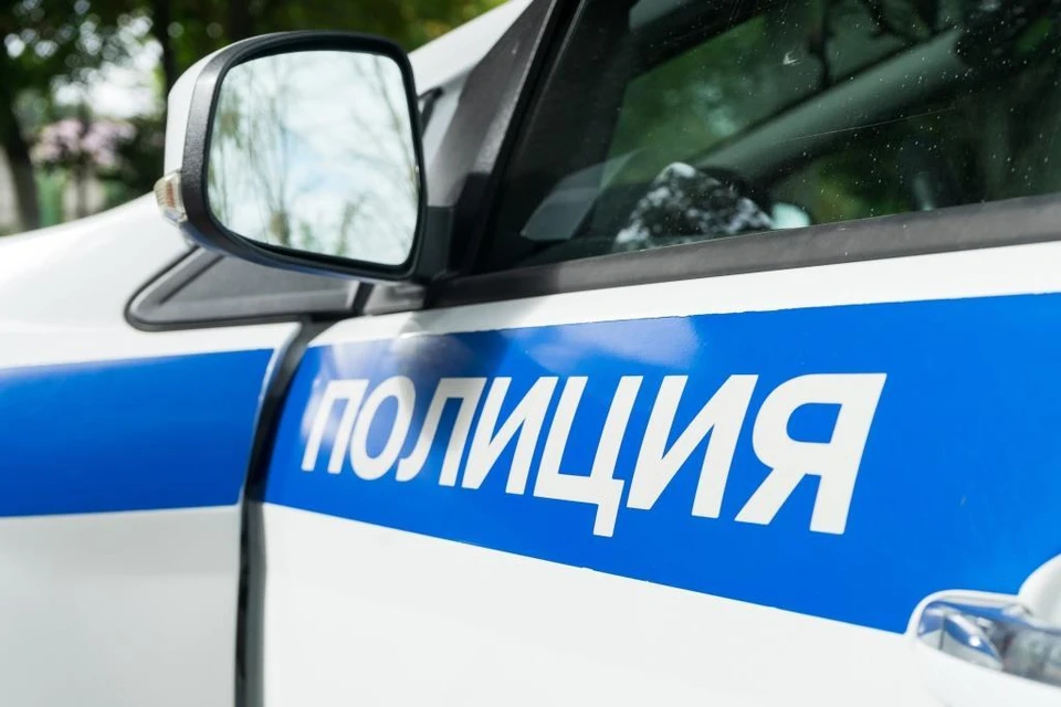 Орловец выпил во дворе с незнакомцем и остался без барсетки с деньгами
