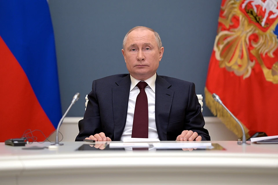 Владимир Путин подписал указ о майских праздниках с 1 по 10 мая 2021 года