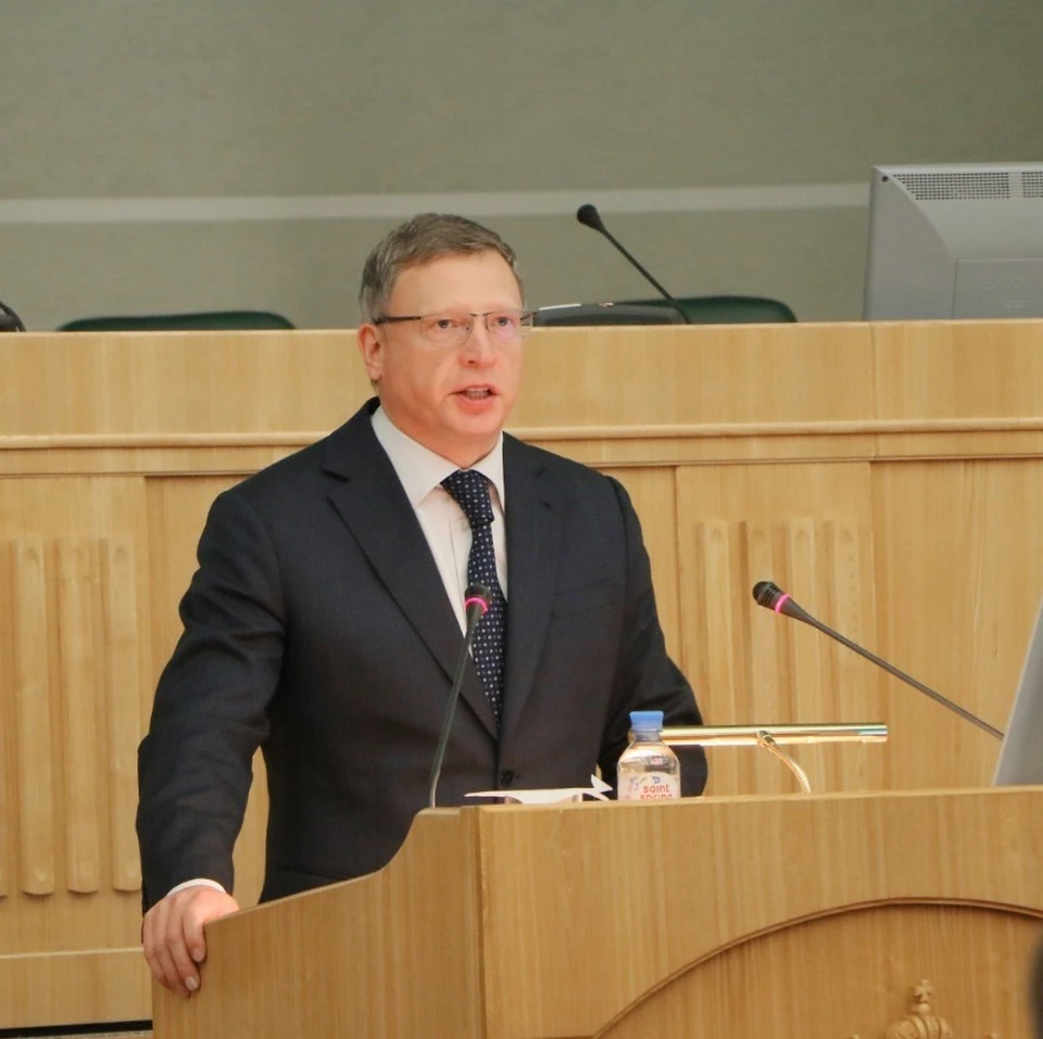 Губернатор призвал омичей голосовать за дизайн-проекты зеленых зон.