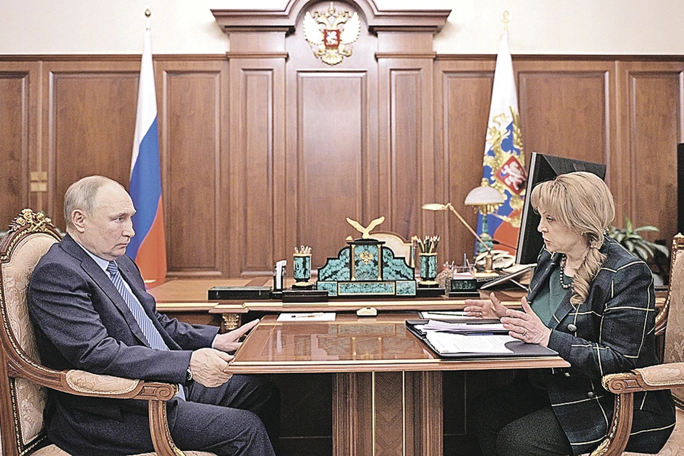 Элла Памфилова доложила Владимиру Путину, что готовы сразу несколько сценариев проведения выборов в Госдуму-2021. Какой из них будет принят, зависит от пандемии.