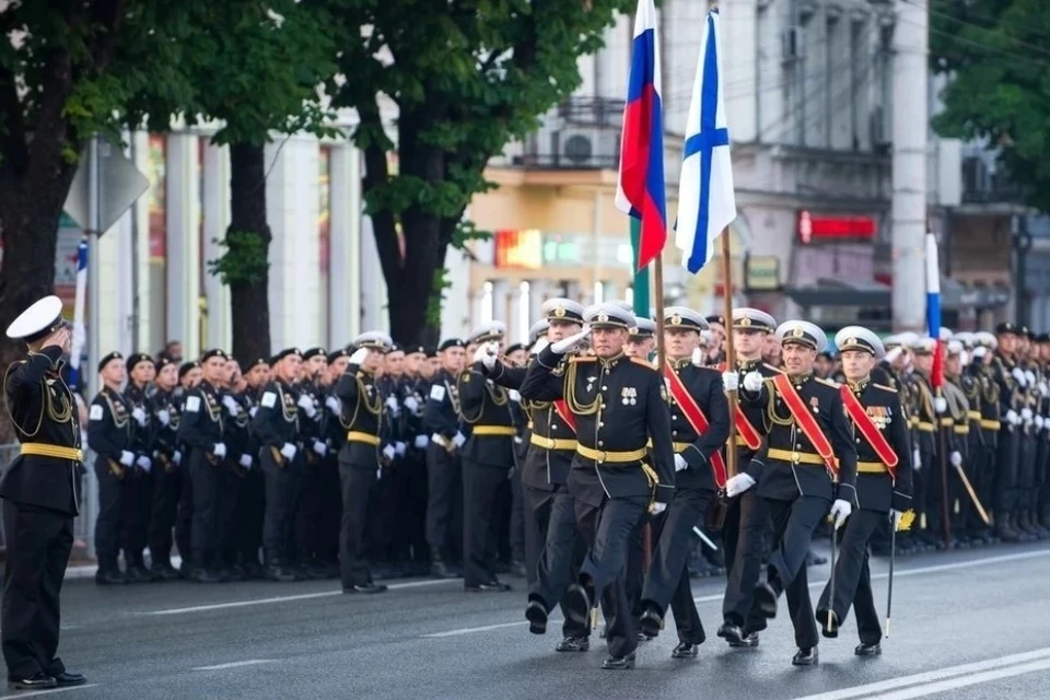 В связи с ремонтом на площади Ленина движение для людей в пешеходной зоне на улице Кирова будет ограничено