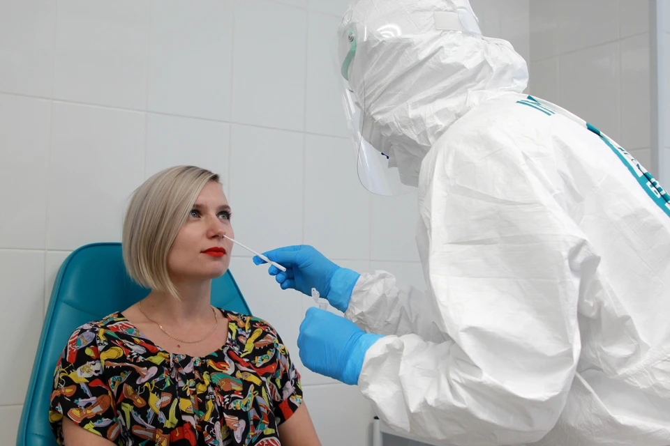 Голикова объяснила необходимость сдачи ПЦР-теста привитым от коронавируса
