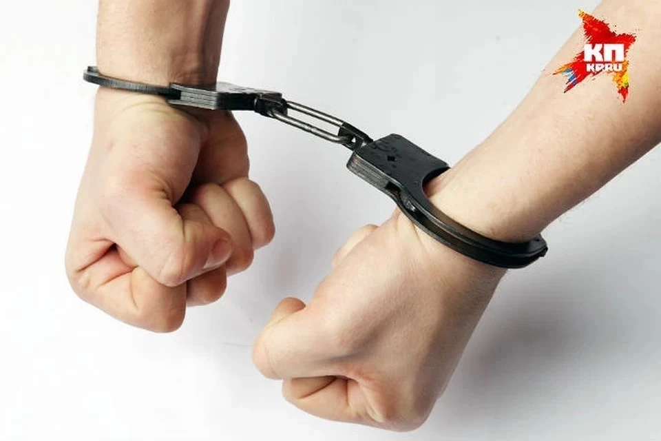 В Тверской области мужчина вскрыл 12 дач в Калининском районе.