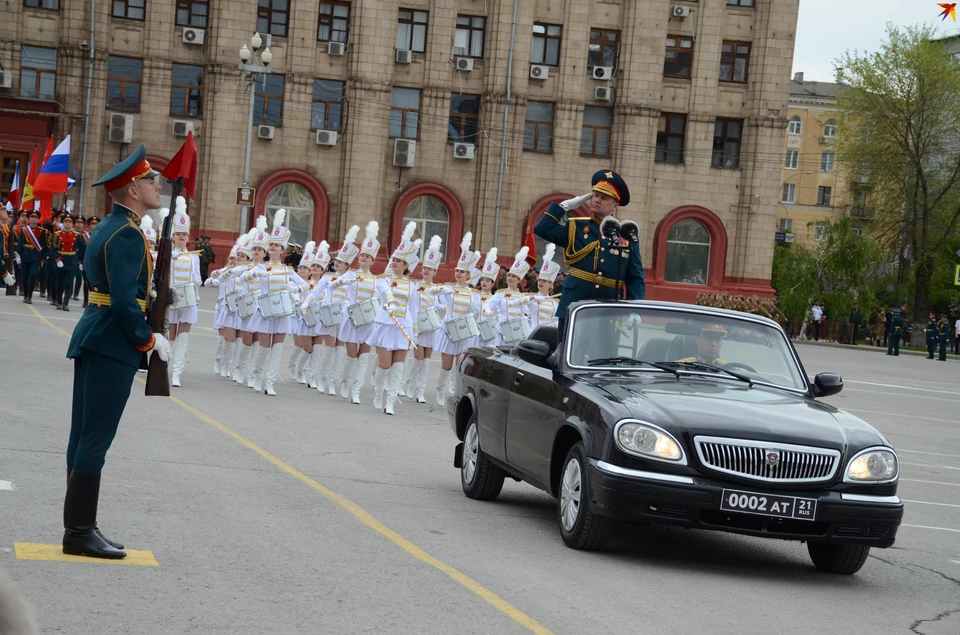 В этом году, несмотря на коронавирус, Парад Победы в Волгограде состоялся.