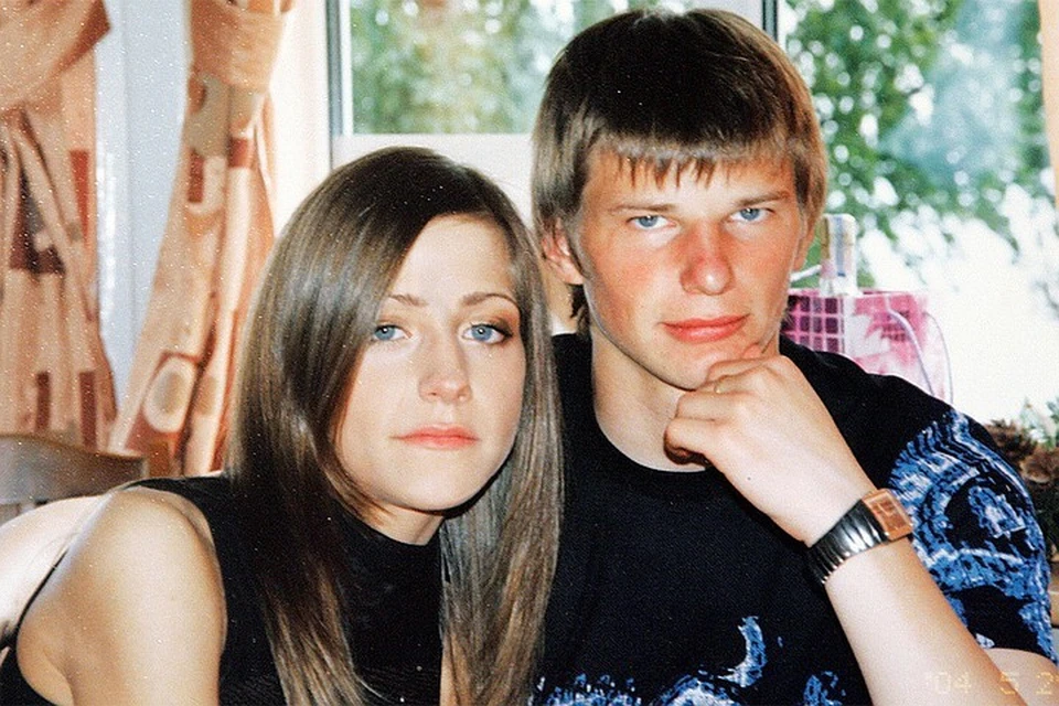 Андрей Аршавин и Юлия Барановская в 2004 году. Фото из семейного архива