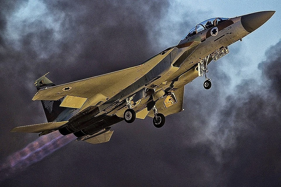 Израильская авиация уничтожила офис главы службы безопасности ХАМАС в Газе