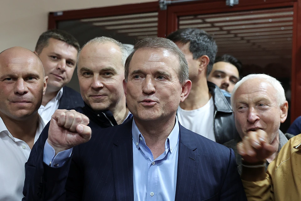 Виктор Медведчук, глава политсовета партии «Оппозиционная платформа - За жизнь» в зале суда.