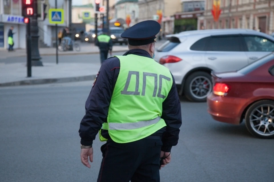 В общей сложности по такой схеме он получил 62 тысячи рублей, но вскоре его незаконная деятельность была пресечена сотрудниками службы собственной безопасности МВД по РБ.