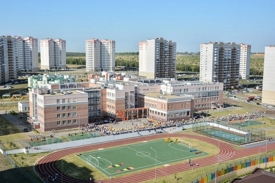 Школу №75 на 1 340 мест открыли в сентябре 2019 года Фото: сайт администрации Ростова