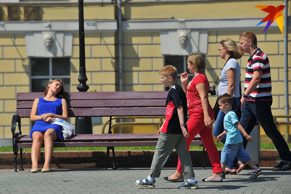 По словам губернатора, это поможет стимулировать рождаемость в регионе.