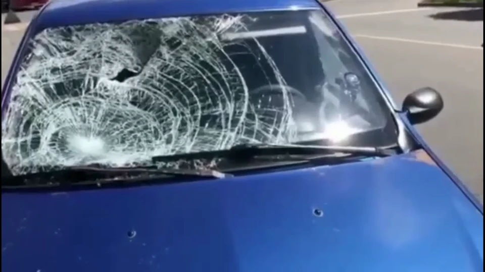 Автомобиль, сбивший пешехода в Черняховске