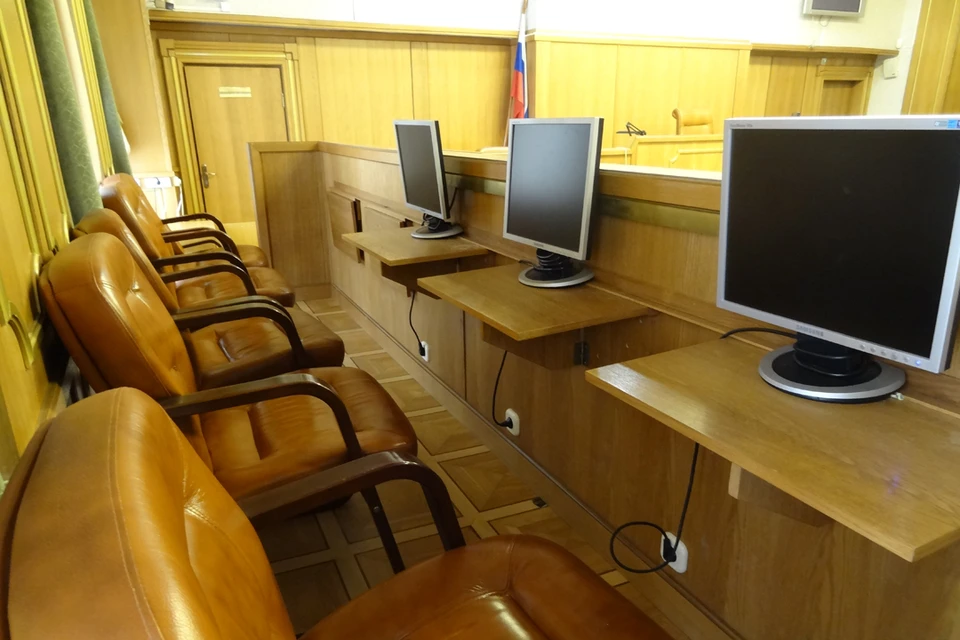 В Тюмени экс-начальника полицейских лишили звания генерал-майора и оштрафовали на 3,6 млн рублей.